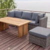 OUTFLEXX Loungegarnitur, Polyrattan/Teakholz, Tisch 160x90cm, Für 4 Personen, Wasserfeste Kissenbox