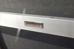 OUTFLEXX Stapelsessel, Schwarz, FSC-Teak / Edelstahl / Textilene, 60x56x85 Cm, Modernes Design 20 OUTFLEXX Stapelsessel, Schwarz, FSC-Teak / Edelstahl / Textilene, 60x56x85 Cm, Modernes Design -Kettler Verkäufe 21672 7.JPG