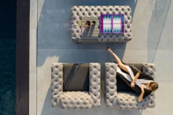 OUTFLEXX Hero Hocker, Suede Grey, Alu/Sunbrella, 150 X 90 X 45 Cm -Kettler Verkäufe 21871 3.jpg