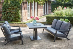 SIENA GARDEN Belia/Bellani Loungemöbel, Matt Anthrazit/grau, Alu/Keramik, Lifttisch 140x85 Cm, 1x 3-Sitzer, 2 Sessel 23 SIENA GARDEN Belia/Bellani Loungemöbel, Matt Anthrazit/grau, Alu/Keramik, Lifttisch 140x85 Cm, 1x 3-Sitzer, 2 Sessel -Kettler Verkäufe 22122 11.jpg