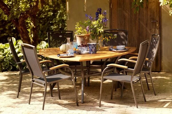 HARTMAN Raffaelo Stapelsessel, Xerix/anthrazit, Alu/Textilene, Mit FSC-Teak-Armlehnen 5 HARTMAN Raffaelo Stapelsessel, Xerix/anthrazit, Alu/Textilene, Mit FSC-Teak-Armlehnen – Bild 3