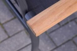 HARTMAN Alice Stapelsessel 4er-Set, Xerix/schwarz, Alu/4x4 Textilen, Mit FSC Teak-Armlehnen 10 HARTMAN Alice Stapelsessel 4er-Set, Xerix/schwarz, Alu/4x4 Textilen, Mit FSC Teak-Armlehnen -Kettler Verkäufe 3 13789.jpg