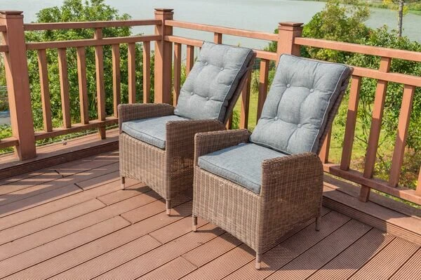 OUTFLEXX Dining Set, Hellbraun, Polyrattan, Tisch 220x100cm, Spraystone, 6mm, 6 Dining Sessel, Verstellbar 6 OUTFLEXX Dining Set, Hellbraun, Polyrattan, Tisch 220x100cm, Spraystone, 6mm, 6 Dining Sessel, Verstellbar – Bild 4