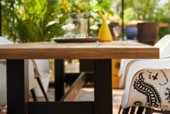 HARTMAN Yasmani Esstisch, Carbon Black/vintage Brown, Alu/Teak, 240x100cm -Kettler Verkäufe 7 18688.jpg