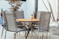 DIAMOND GARDEN Lyon Triangel Esstisch, Edelstahl/Recycled Teak, 150x 150 Cm -Kettler Verkäufe 7 21210.jpg