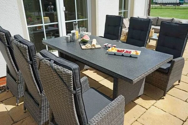 Ploß Malta Esstischgarnitur, Grau-braun-meliert/anthrazit, Polyrattan/Alu, 13-tlg. 10 Ploß Malta Esstischgarnitur, Grau-braun-meliert/anthrazit, Polyrattan/Alu, 13-tlg. – Bild 8