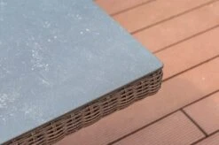 OUTFLEXX Dining Tisch, Hellbraun, Polyrattan, 220 X 100 Cm, Tischplatte Spraystone, 6mm 22 OUTFLEXX Dining Tisch, Hellbraun, Polyrattan, 220 X 100 Cm, Tischplatte Spraystone, 6mm -Kettler Verkäufe 8 20677.jpg